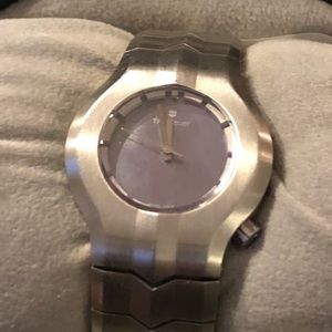 Women's Tag Heuer WP 1312 luxury sport watch.